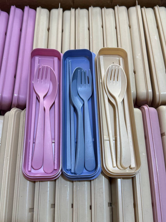 Wheat straw cutlery set