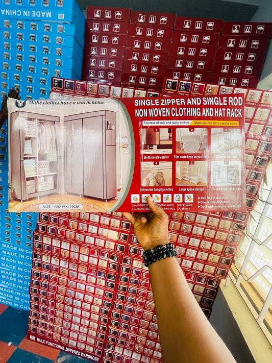 Double compartment wardrobe